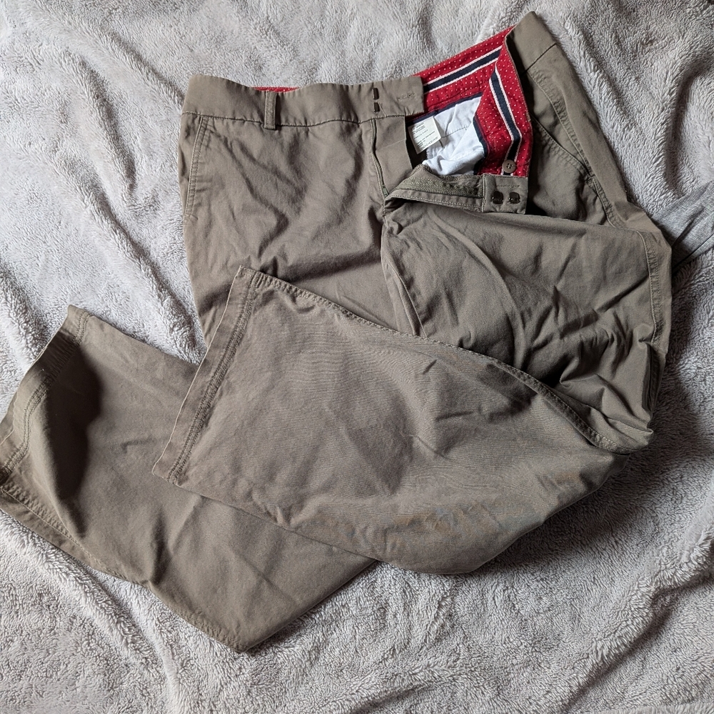 Dockers Women's Khaki Chinos